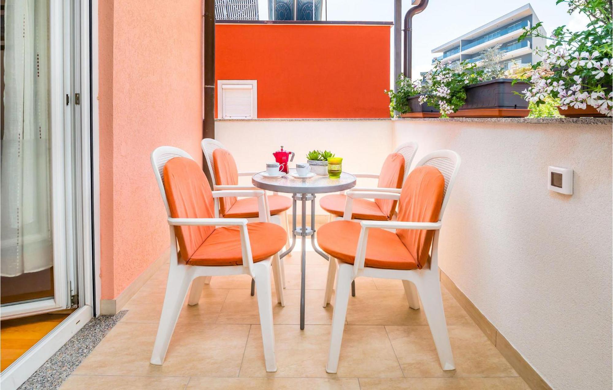Gorgeous Apartment In Volosko With Kitchen Екстер'єр фото